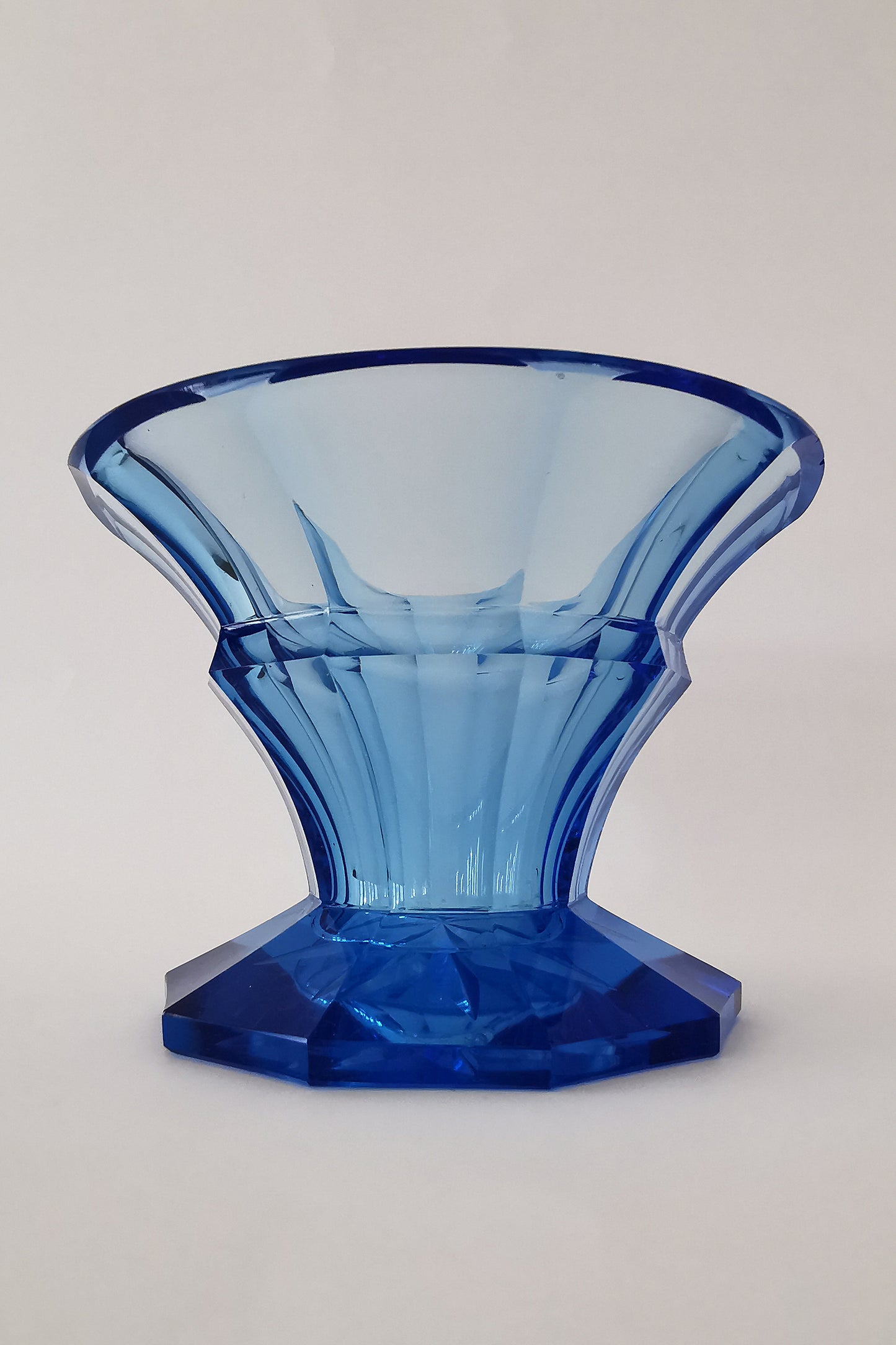 Wazon Art Deco kryształ niebieski