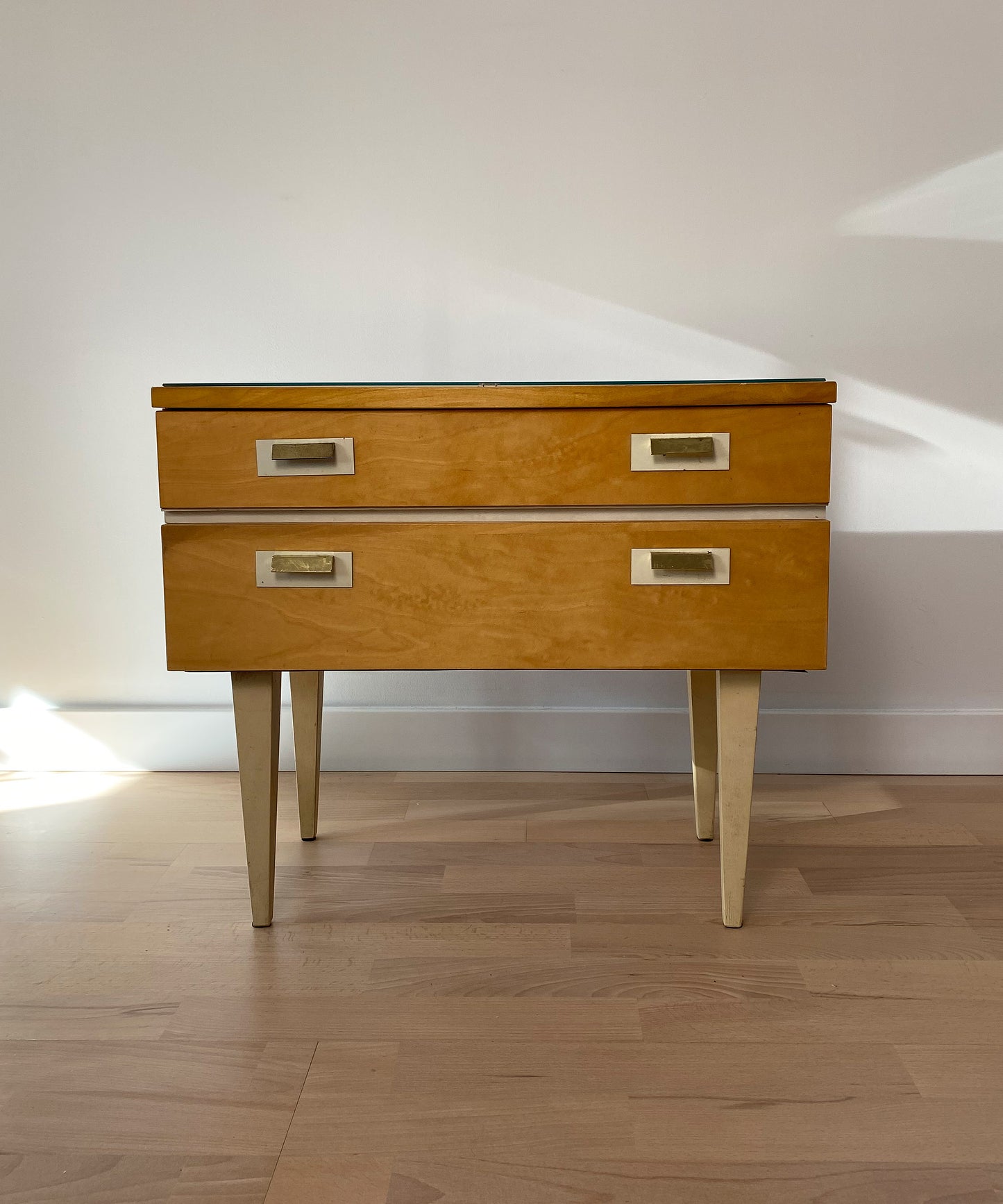 Dwie małe szafki nocne | vintage NRD | modernizm lata 60 skandynawski
