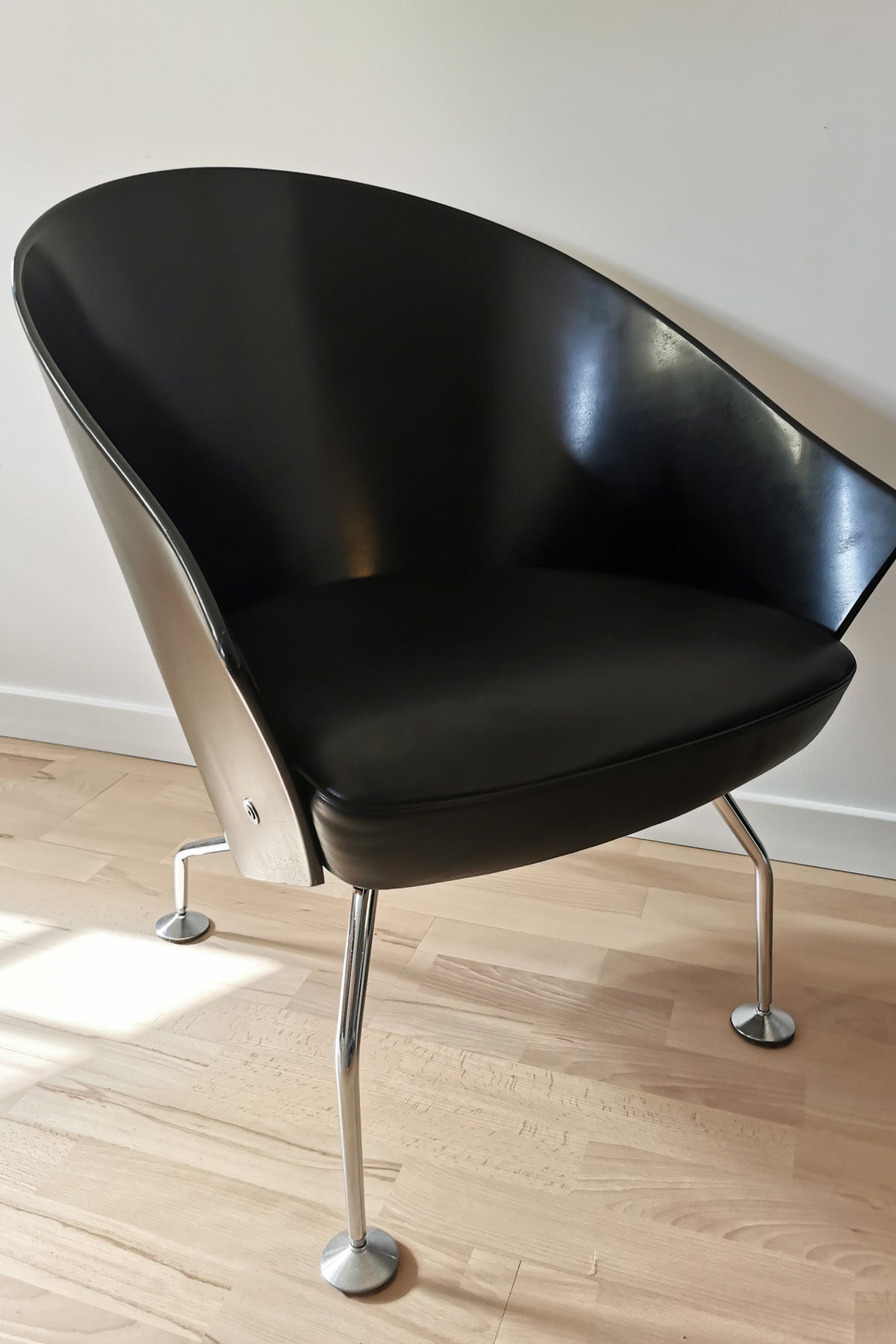 Fotel Jørgen Kastholm czarny design vintage