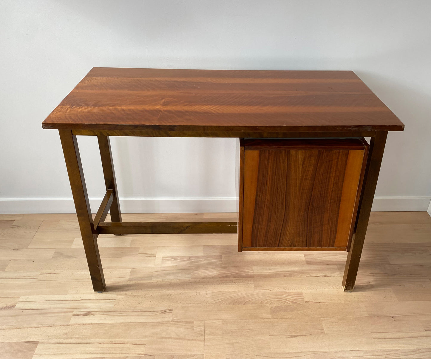 Biurko małe z szufladami | vintage PRL lata 60 | modernizm bauhaus