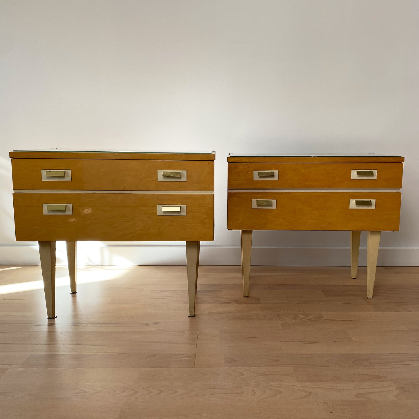 Dwie małe szafki nocne | vintage NRD | modernizm lata 60 skandynawski