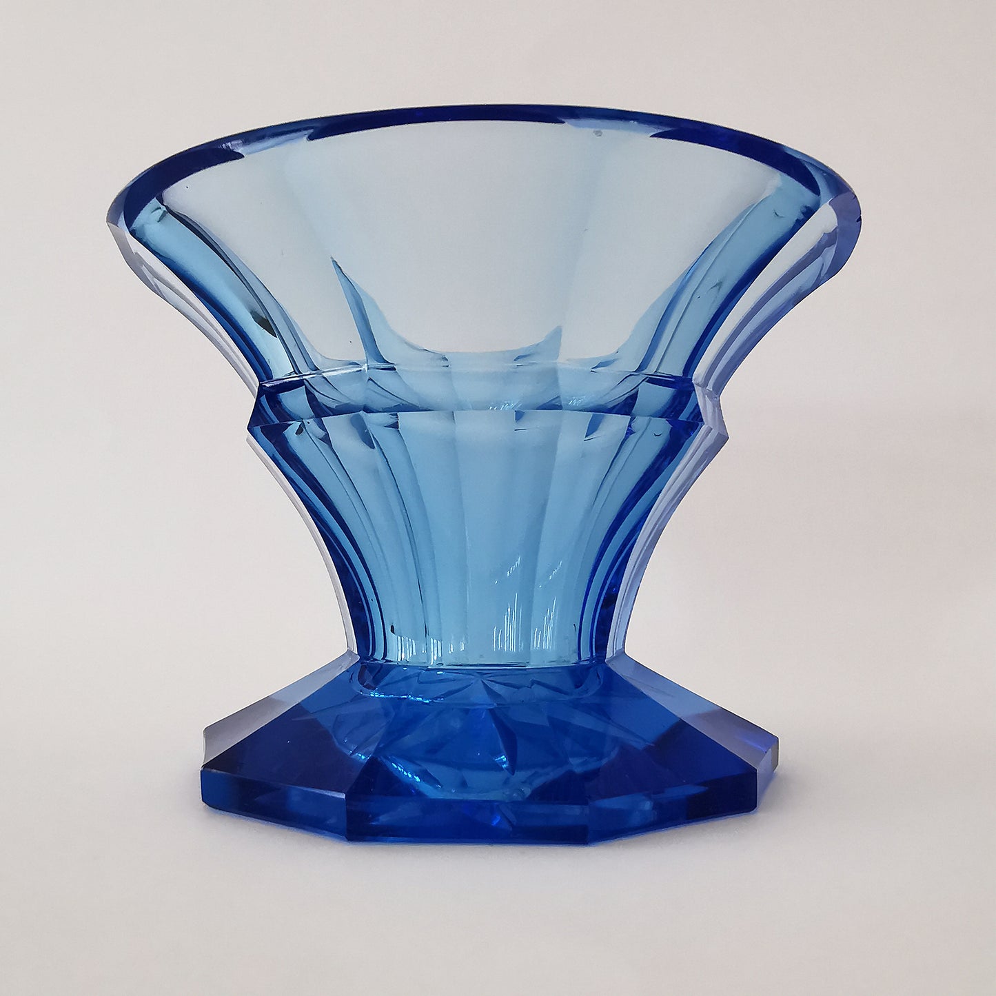 Wazon Art Deco kryształ niebieski